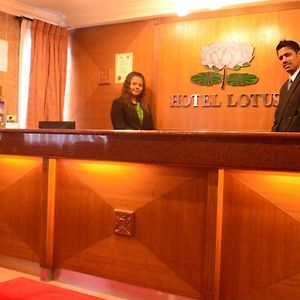 Lotus Family Hotel Medan Tuanku